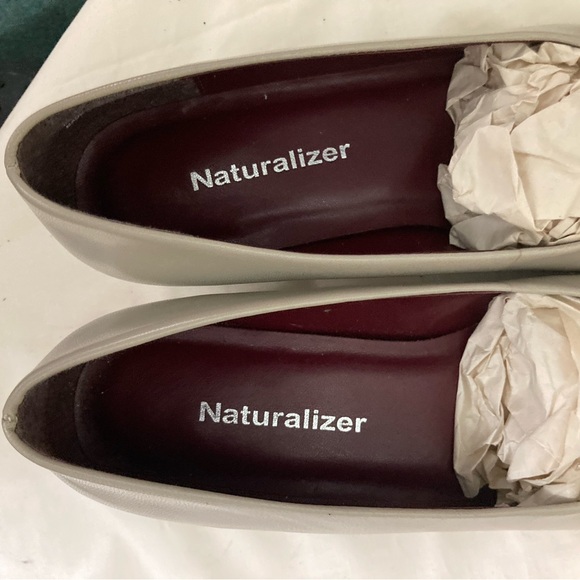 NATURALIZER Low Heel Leather PUMPS  7W  NWT - Picture 6 of 7